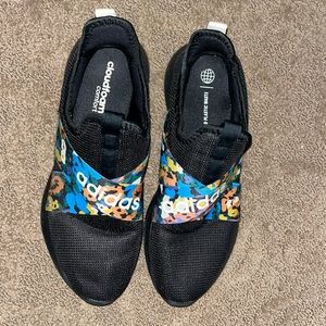 Adidas Women's Puremotion Adapt cloudfoam comfort shoes (gently used).